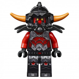 Конструктор LEGO Nexo Knights 70310 Королевский боевой бластер