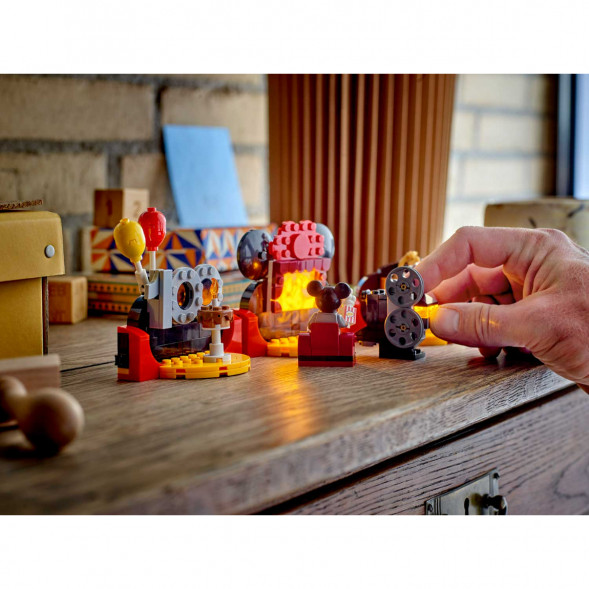 Конструктор LEGO Disney 40600 Празднование 100-летия Дисней в Липецке