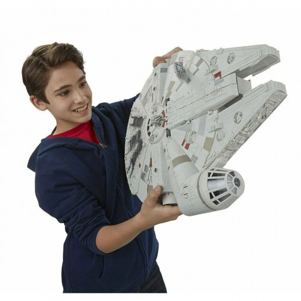 Игровой набор Star Wars (Hasbro) Флагманский космический корабль Звездных войн (B3678) в Липецке