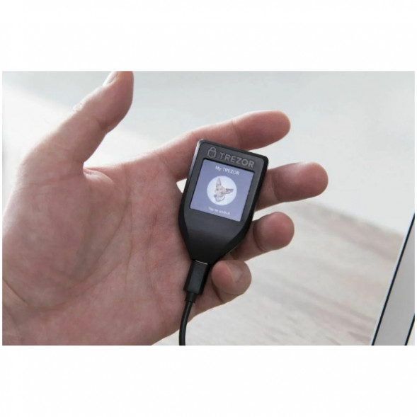 Аппаратный криптокошелек Trezor Model T в Липецке