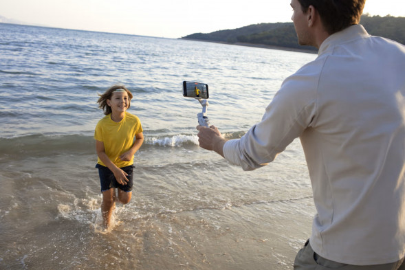 Электрический стабилизатор для смартфона DJI Osmo Mobile 7 в Липецке