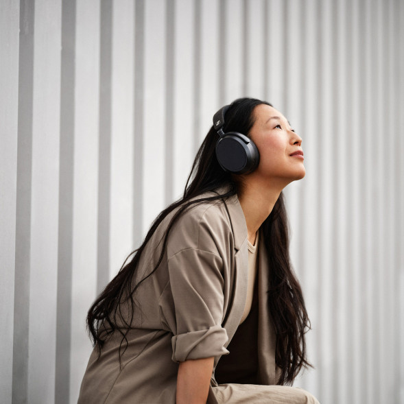 Беспроводные наушники Sennheiser Momentum 4 Wireless, Graphite в Липецке