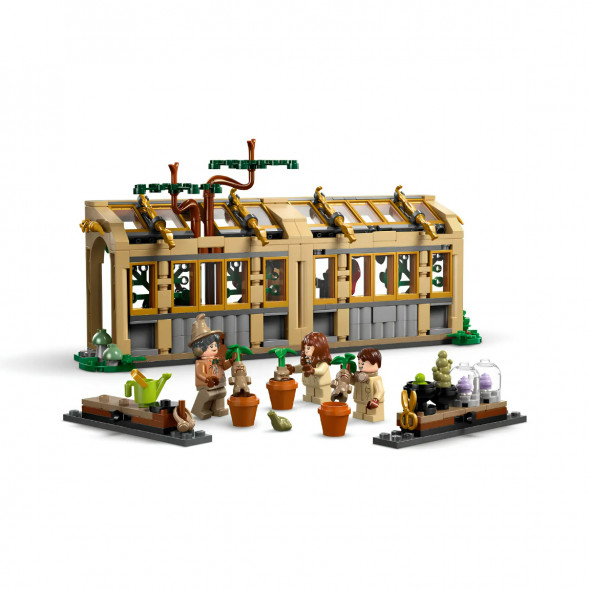 Конструктор LEGO Harry Potter 76445 Замок Хогвартс: Урок травологии в Липецке
