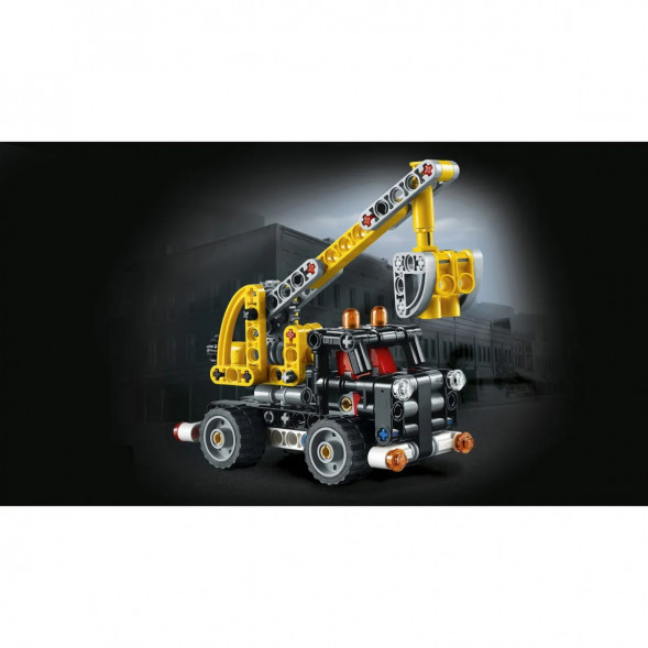 Конструктор LEGO Technic 42031 Ремонтный автокран в Липецке